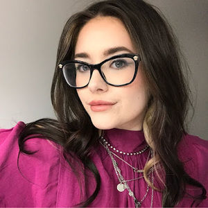 Meet your Posher, Emma